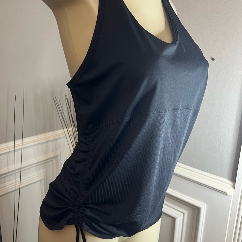 Fabletics - Picture 4 of 9